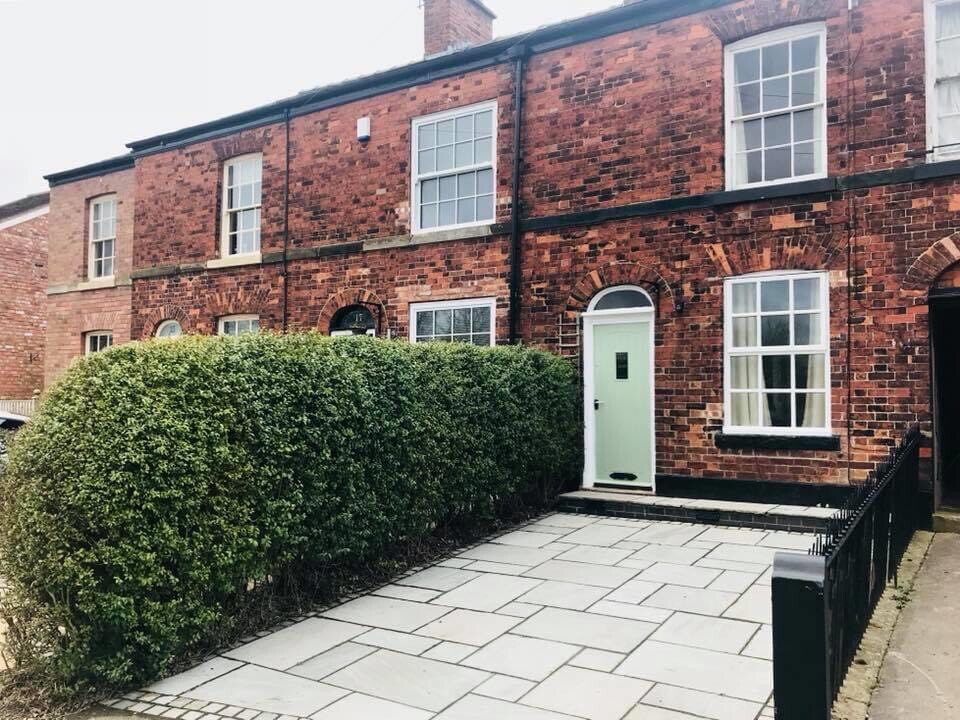 2 Bedroom Country Cottage to Rent in Macclesfield, Cheshire Gumtree