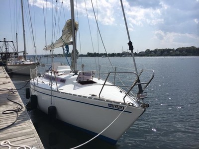 30' Sailboat Mast Head Sloop 1984 SHOW 30 Cantieri Barberis
