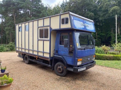 Ford Cargo Horsebox
