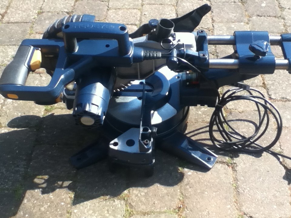 Mc Allister Slide MITRE SAW CHOP SAW 1400W with Laser Light in