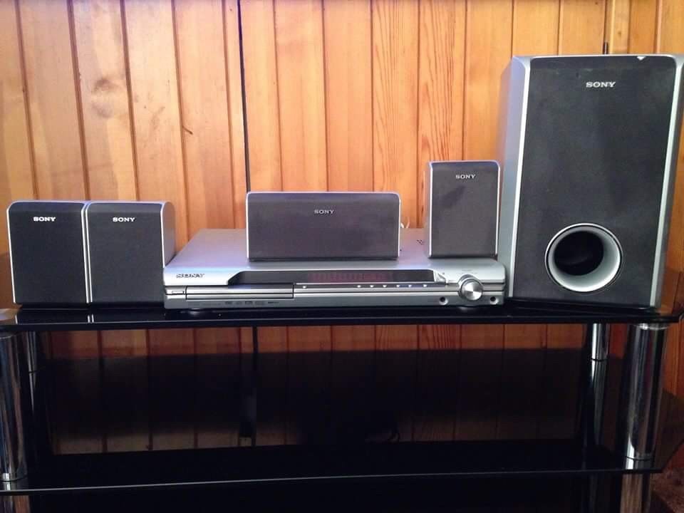 Sony SMaster Digital Amplifier DVD player and 6 surround sound