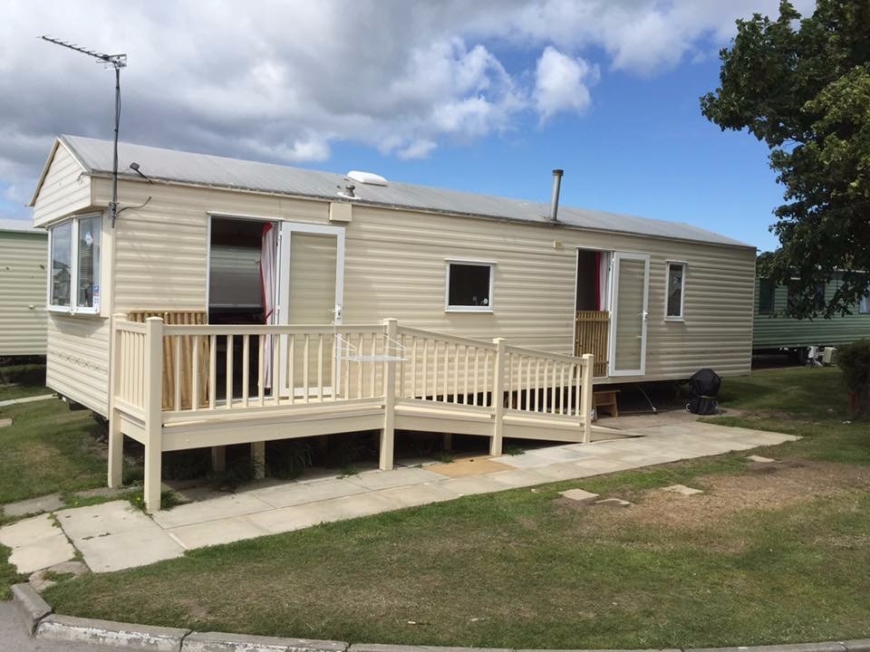 68 Berth Dog Friendly Mobile Home from Home on Ty Mawr, Towyn Nr Rhyl