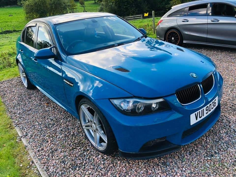 Bmw laguna seca blue