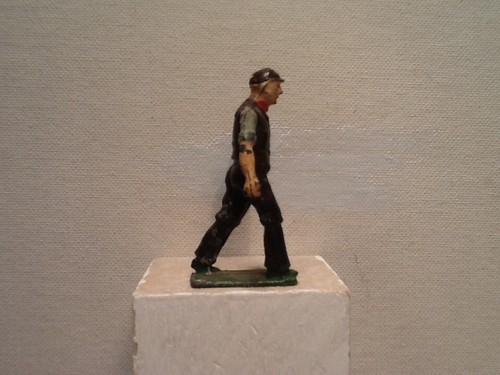 Vintage J. Hill & Co. lead farmer. 2