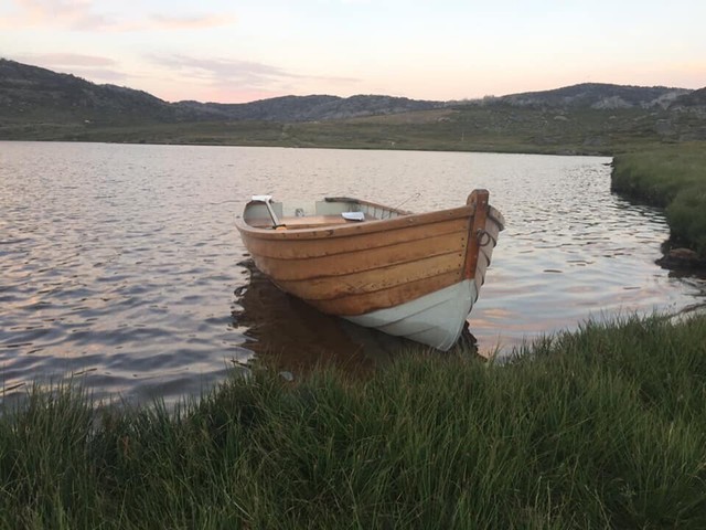 wooden row boat kayaks & paddle gumtree australia glen