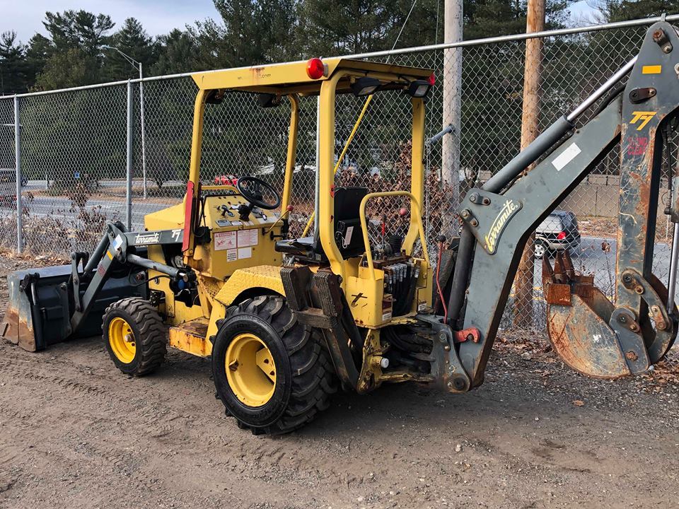 2010 Diesel Terramite Tractor T7 Backhoe 4 in 1 Front Bucket DIESEL