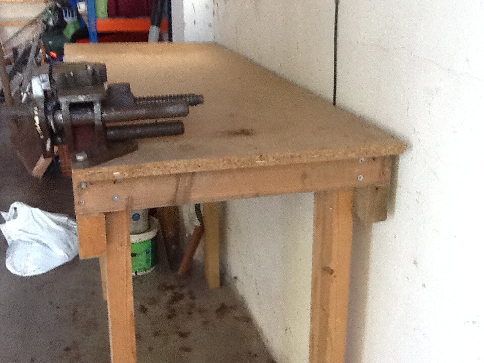 Workbench and vice in Penarth, Vale of Gumtree