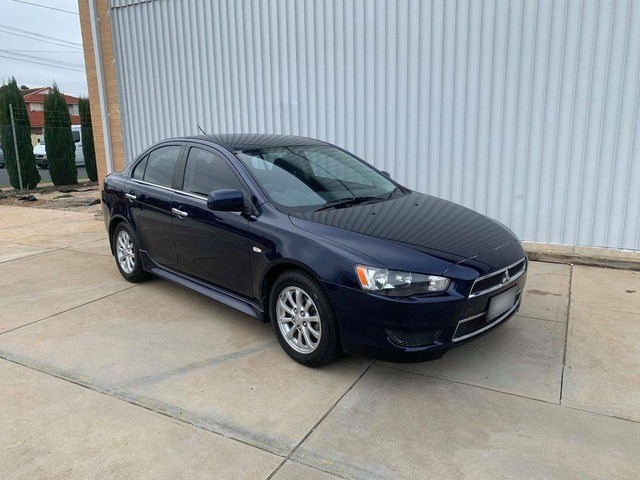 Mitsubishi lancer lx