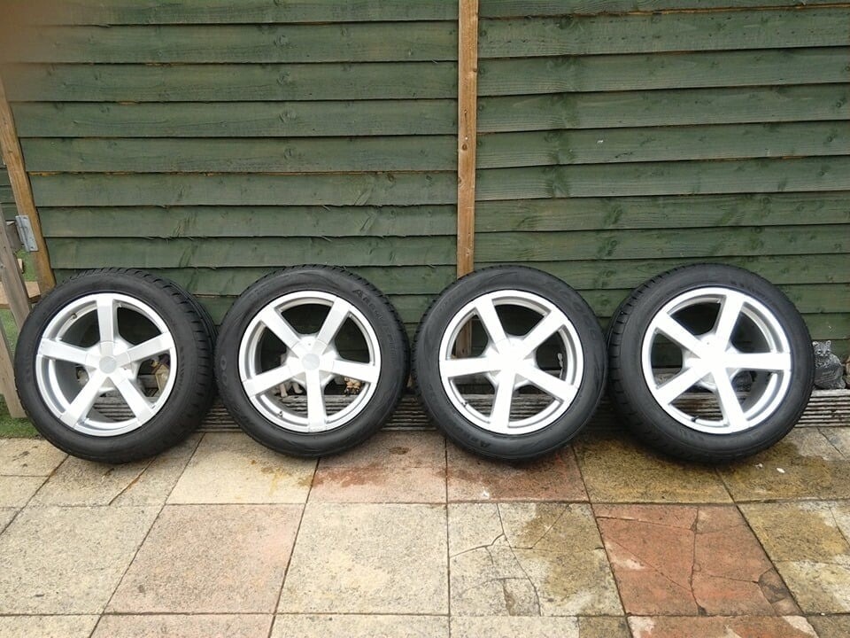 FORD 17 INCH FOX ALLOY WHEELS 5 X 108 in Newcastle, Tyne and Wear