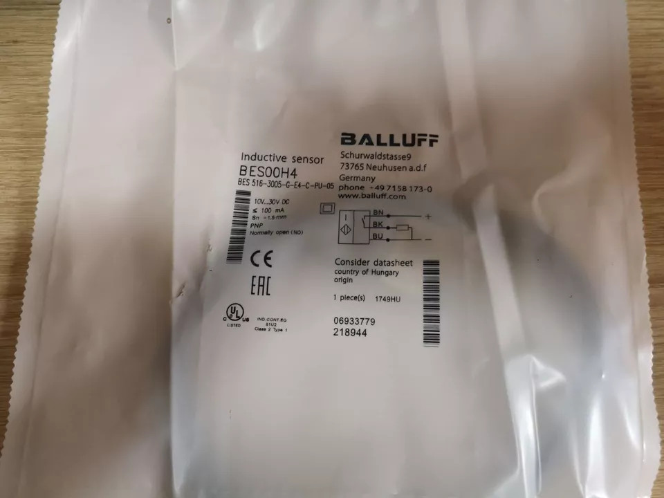 1pc New For BALLUFF BES 516-3005-G-E4-C-PU-05 (BES00H4) Sensor