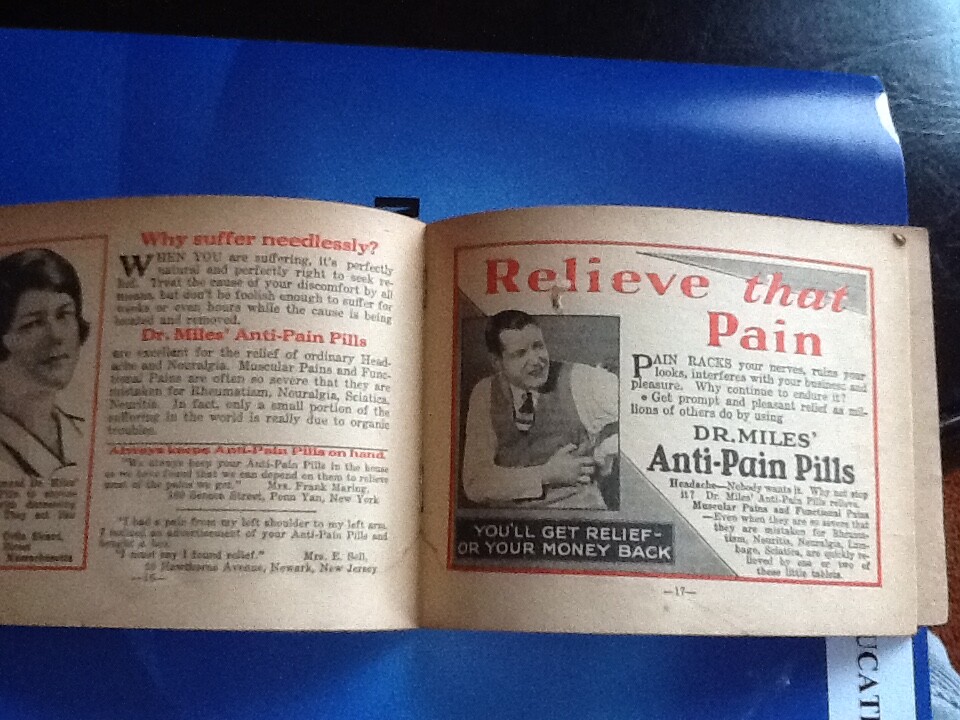 Green and Bently Drug Co. Oskaloosa, Iowa. Dr. Miles' Household Help Book. Vntg.