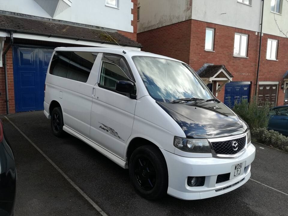 Mazda bongo 2002