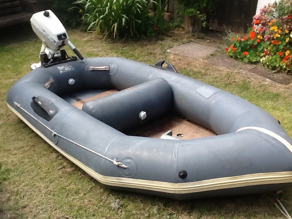 Avon Redstart Inflatable dinghy and 4HP Johnson outboard engine in