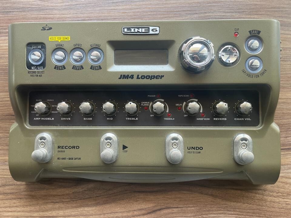 Line 6 JM4 Looper Guitar Effects Pedal Record Overdub Tested