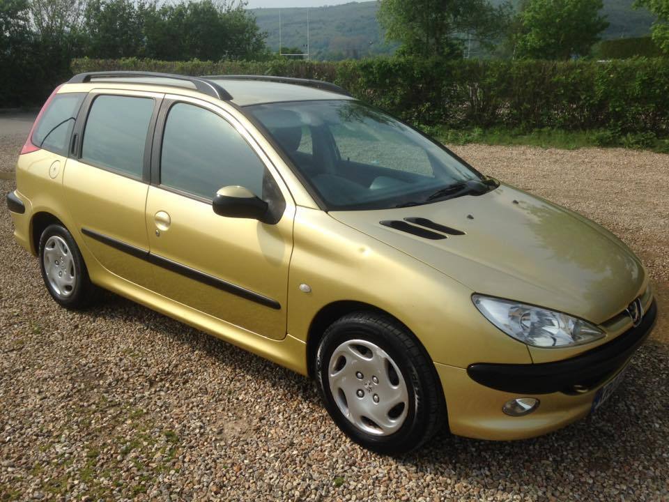 PEUGEOT 206 SW 2.0 HDI XT ESTATE 5 DOOR MANUAL DIESEL IN GOLD 2003 WITH ...