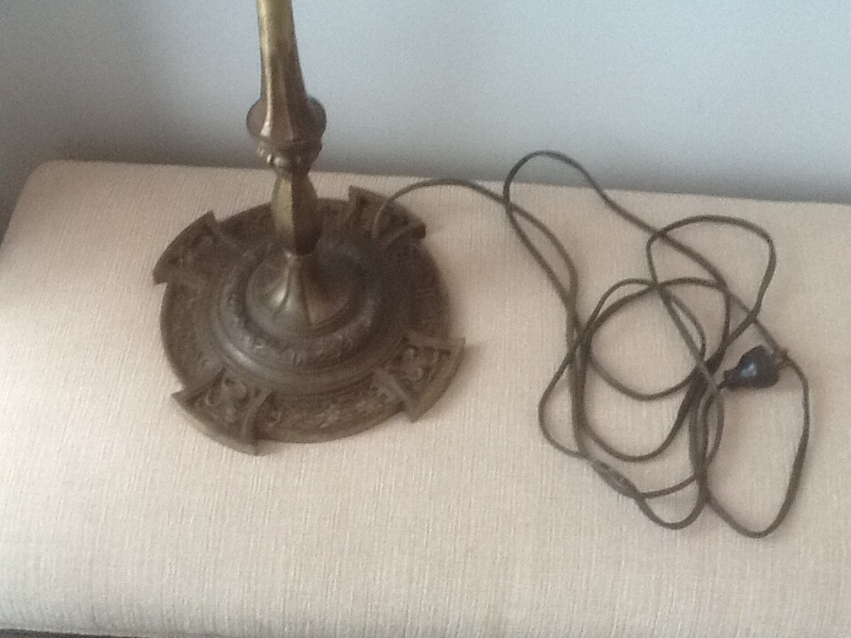Handel 2 socket table Lamp w/22