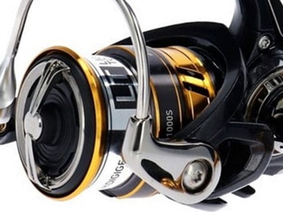 リール DAIWA LEGALIS LT1000S Amazon.com : Daiwa LT1000S Spinning Reel 23 Regalis : Sports
