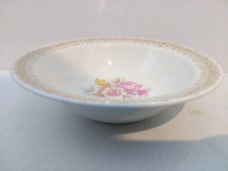 Derwood W S George 196B Serving Bowl 9.5