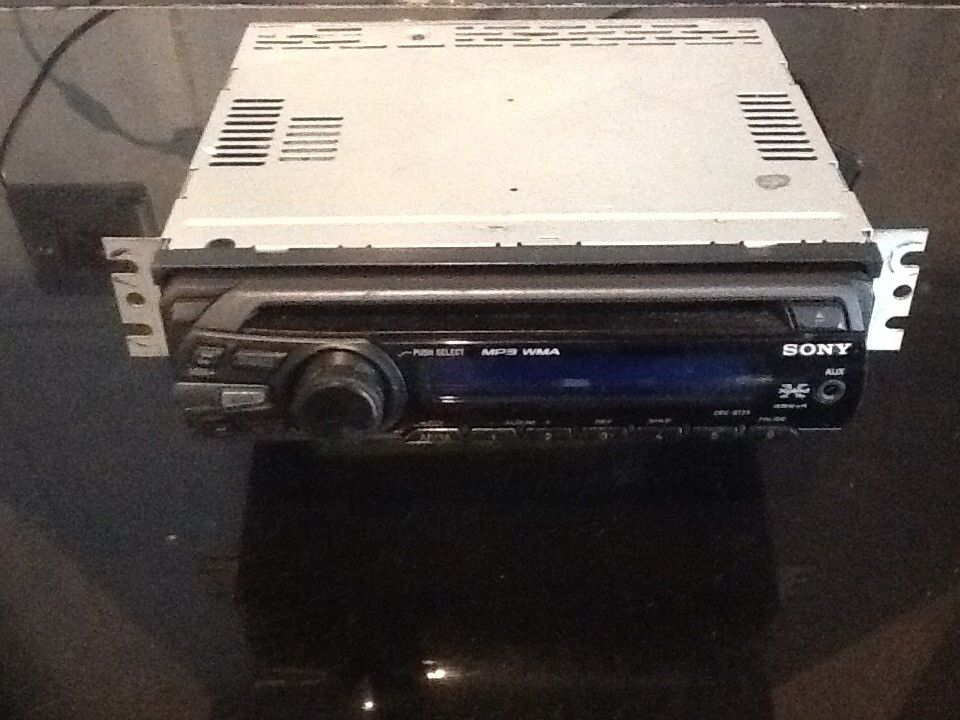 Sony car stereo cd player in Orpington, London Gumtree
