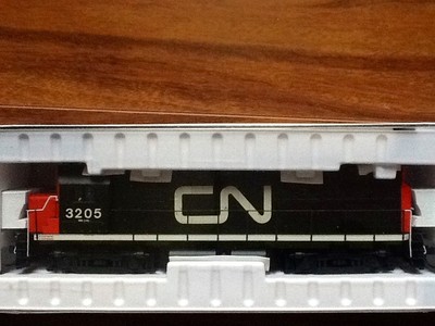 ATLAS  HO 1/87 DCC CANADIAN NATIONAL C424 PHASE 3 ROAD # 3205 F/S 10001364 F/S