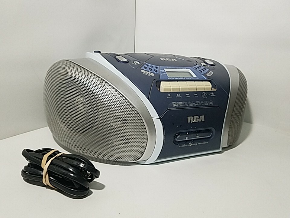 RCA RCD123 CD/Radio/Cassette Portable Boombox