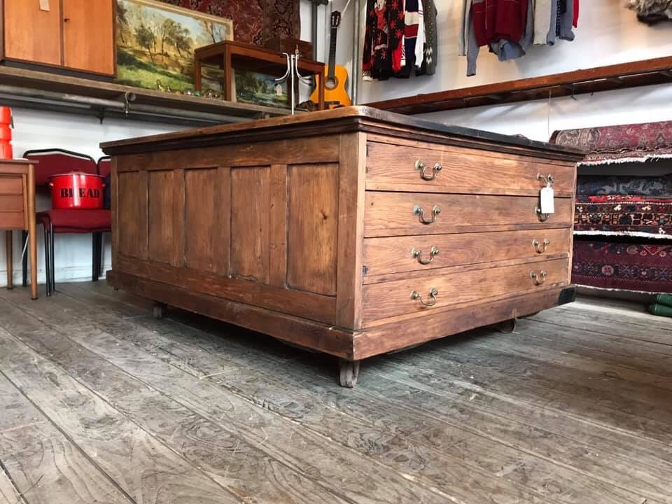 Large Double Sided Museum Map Chest Of Drawers In Crystal