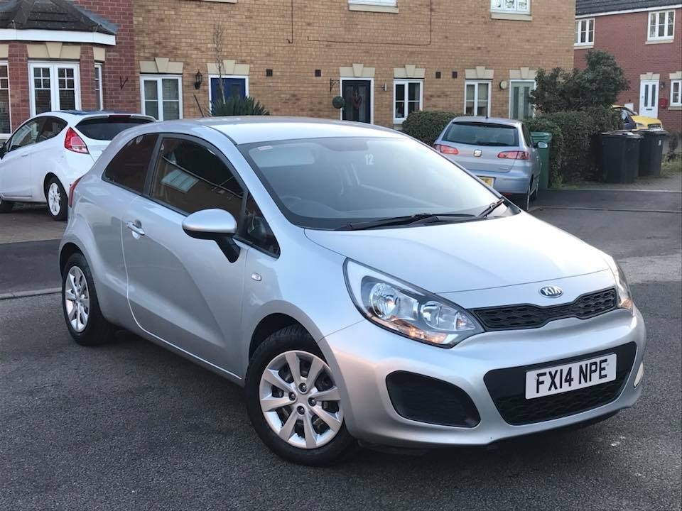2014 KIA RIO 1 PETROL 1.2 LITRE 3 DOOR HATCHBACK KIA SERVICE HISTORY