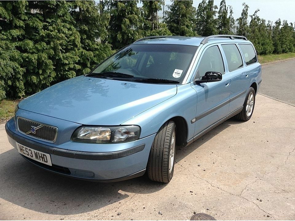 Volvo v70 2003