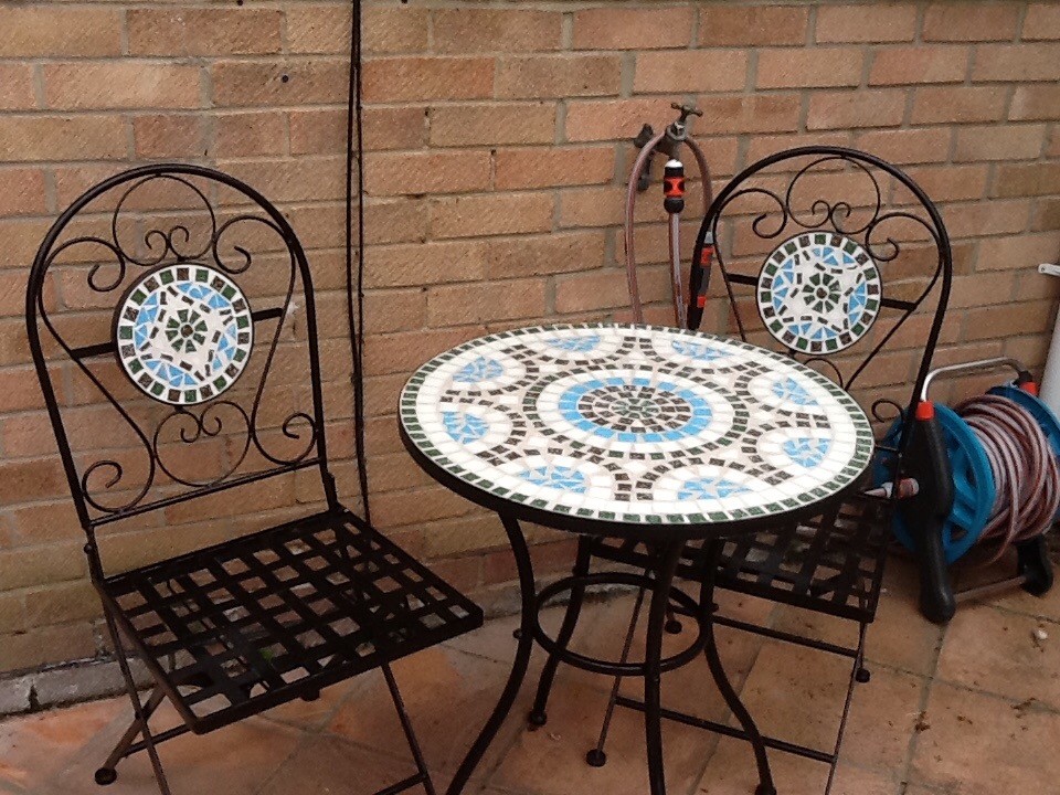 Outsunny 3 piece garden bistro set, mosaic in Middlesbrough, North