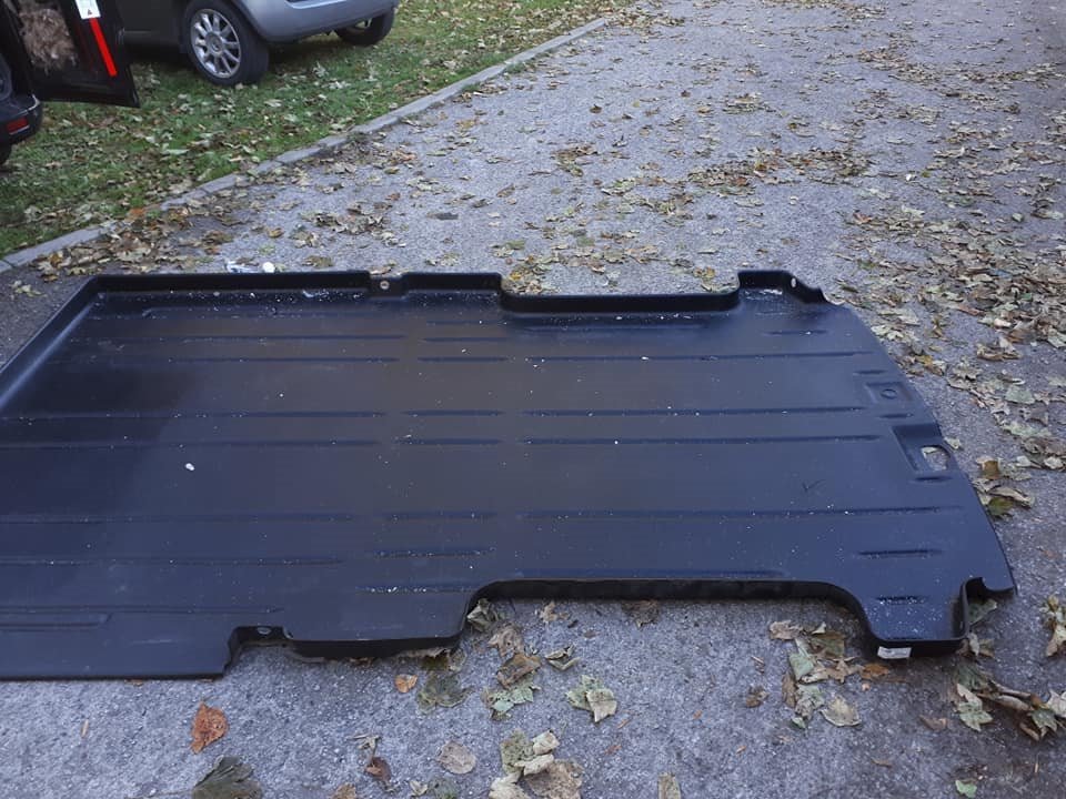 Load liner/ floor mat Ford Transit Custom LWB 2014 in Whitby, North