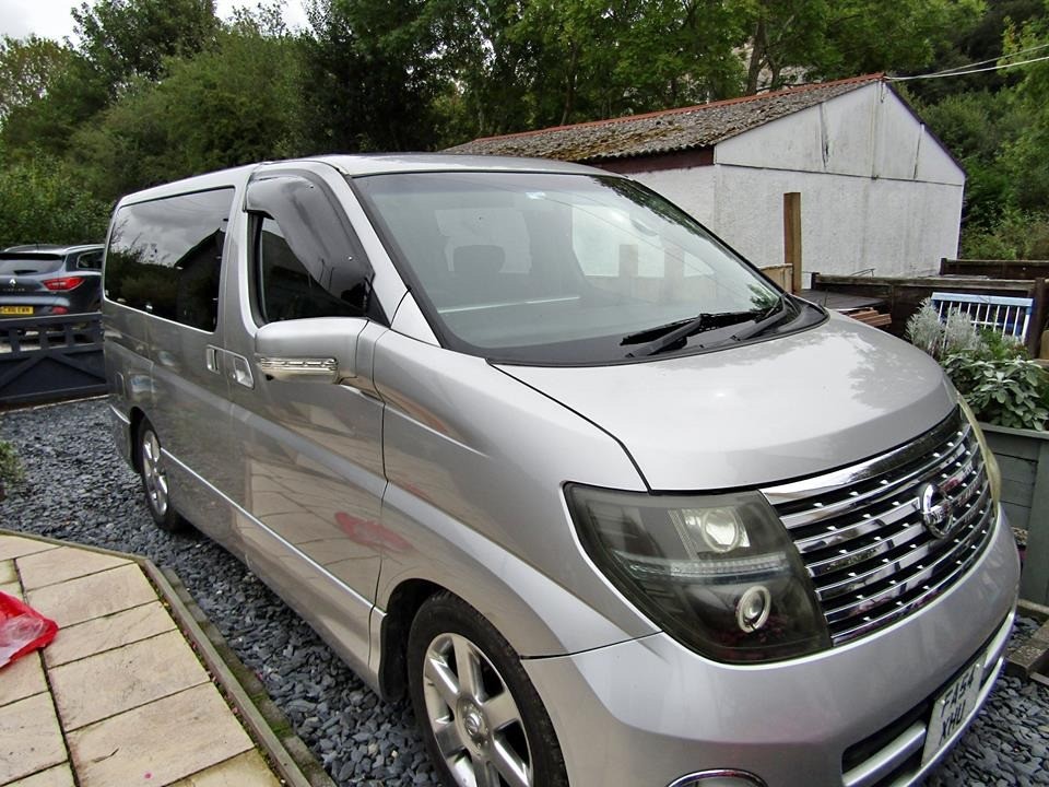 Nissan elgrand star