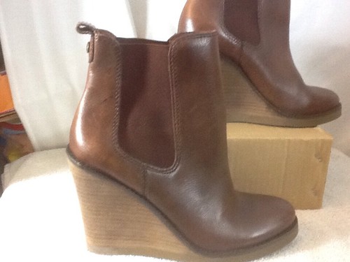 Cute Woman's Sz 6 1/2 M LUCKY BRAND Blue Jeans America Brown Wedge Bootie NICE