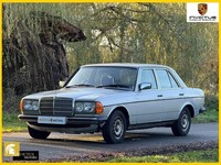 MERCEDES-BENZ 230 230E Saloon (W123) 1985