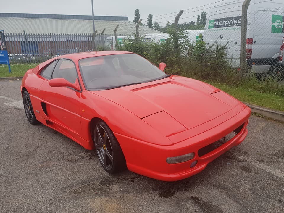 Toyota mr2 ferrari