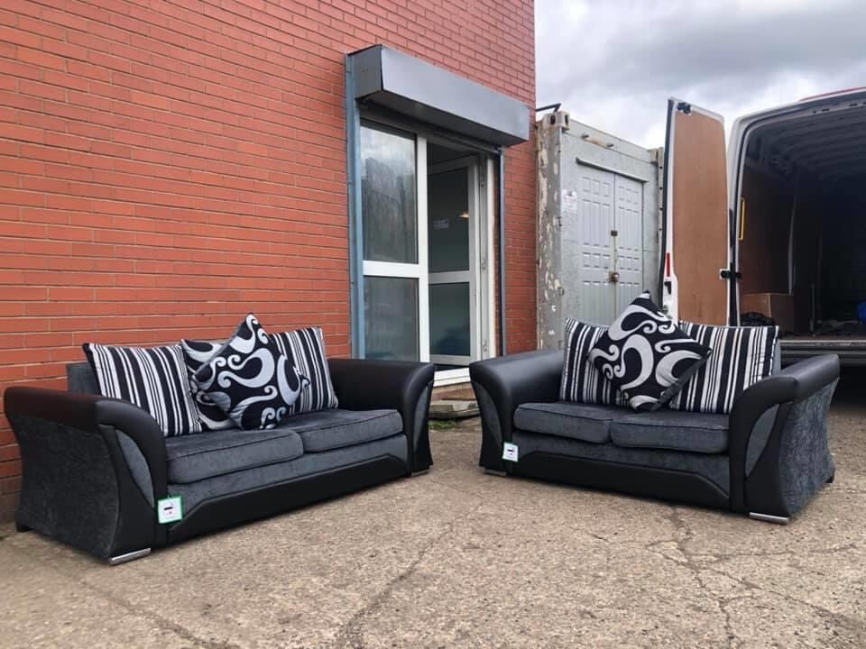 Pending delivery Grey & Black Sofas 3&2 delivery 🚚 sofa suite
