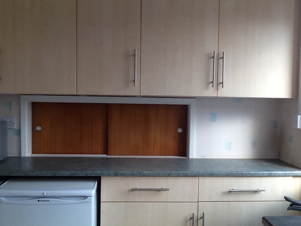 Kitchen base units free to collect in Cottingham, East Yorkshire Gumtree