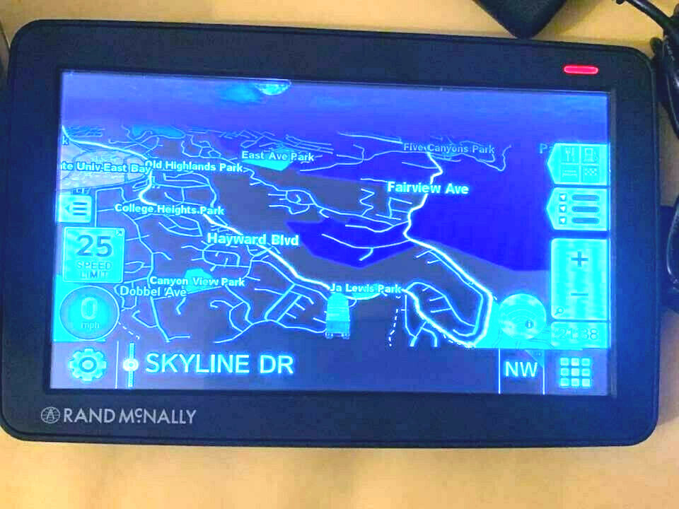 RAND MCNALLY TND-730 LM LIFETIME MAPS TRUCK GPS UPDATED MAPS 1 YR  WARRANTY