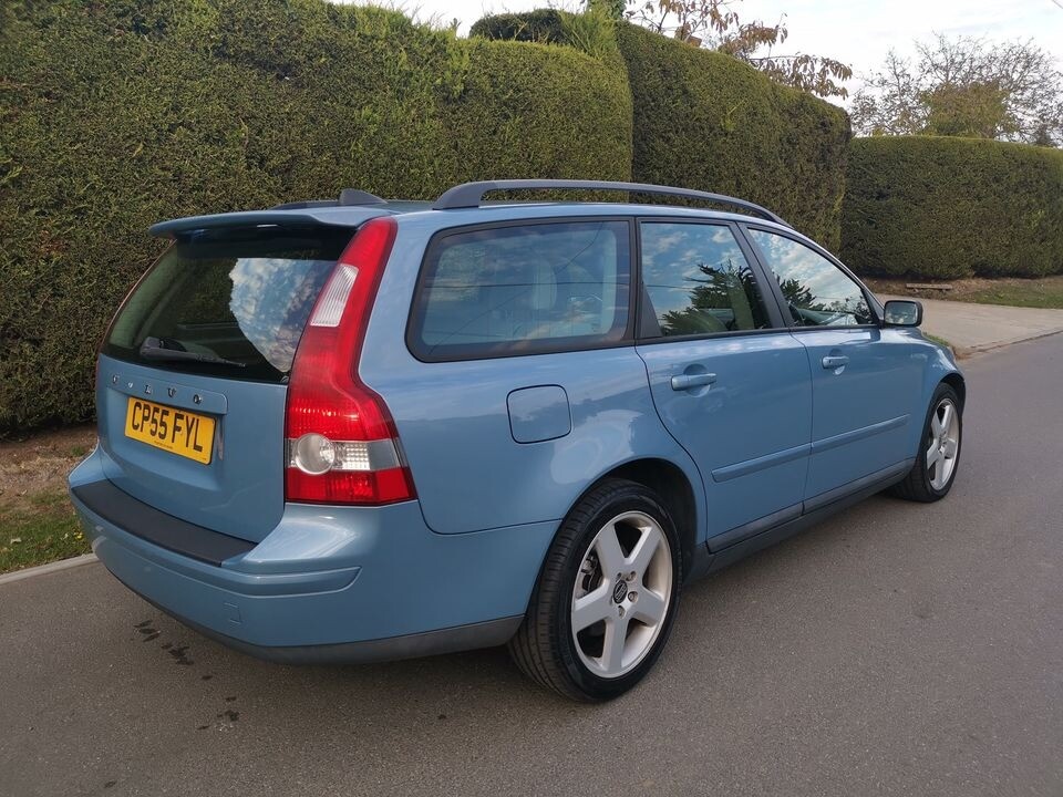 Volvo, V50, Estate, 2005, Manual, 1997 (cc), 5 doors in Frintonon