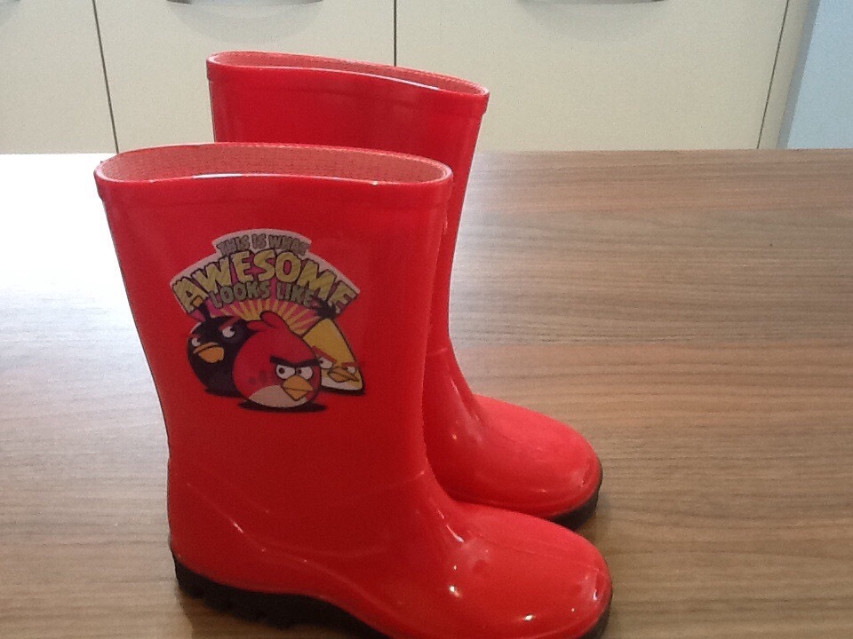 Red Angry Birds Wellies size 10..hardly worn in Northwich, Cheshire