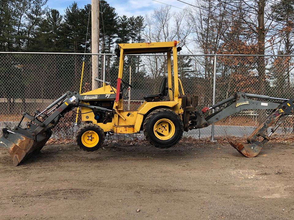 2010 Diesel Terramite Tractor T7 Backhoe 4 in 1 Front Bucket DIESEL