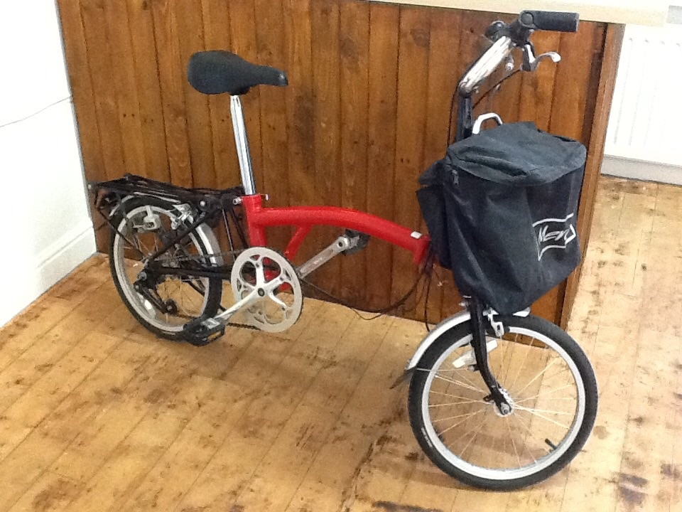 Merc, Brompton Style Folding Bike. Like new in Rothwell, West