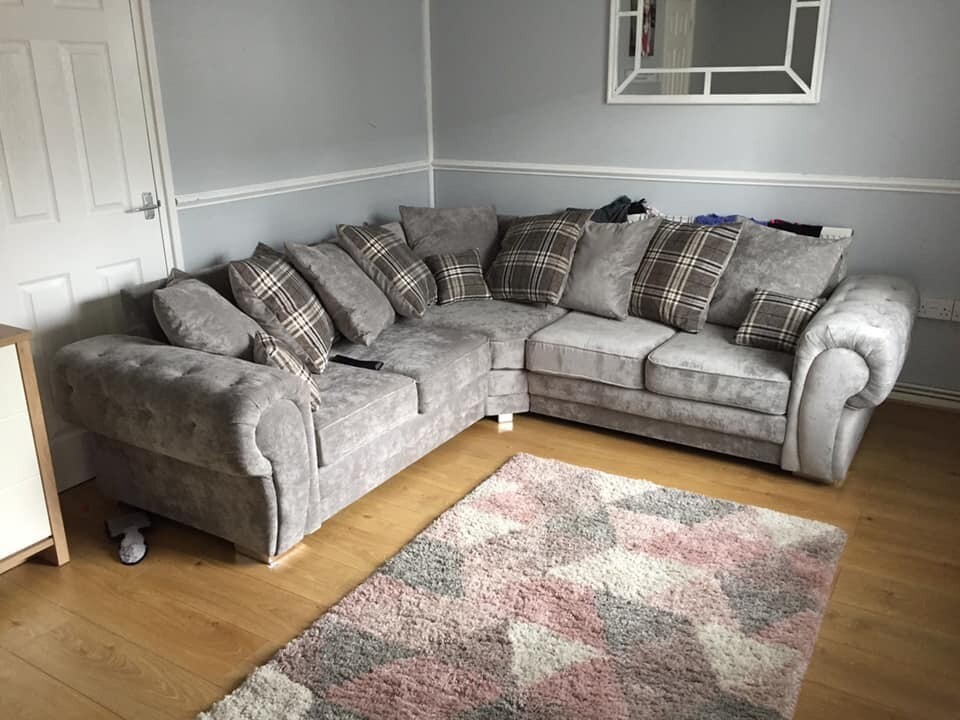 🎄 🎄 MASSIVE SALE NOW ON SOFAS🎄 🎄 CHESTERFIELD CORNER SOFA AVAILABLE💥💥