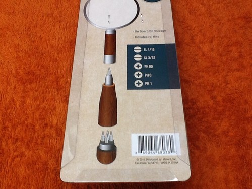 MENARDS MAGNIFIER AND SCREWDRIVER SET - 5 BITS WITH STORAGE - NIP