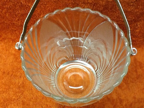 VINTAGE CLEAR AND FROSTED GLASS ICE BUCKET - HAMMERED METAL HANDLE AND ICE TONGS
