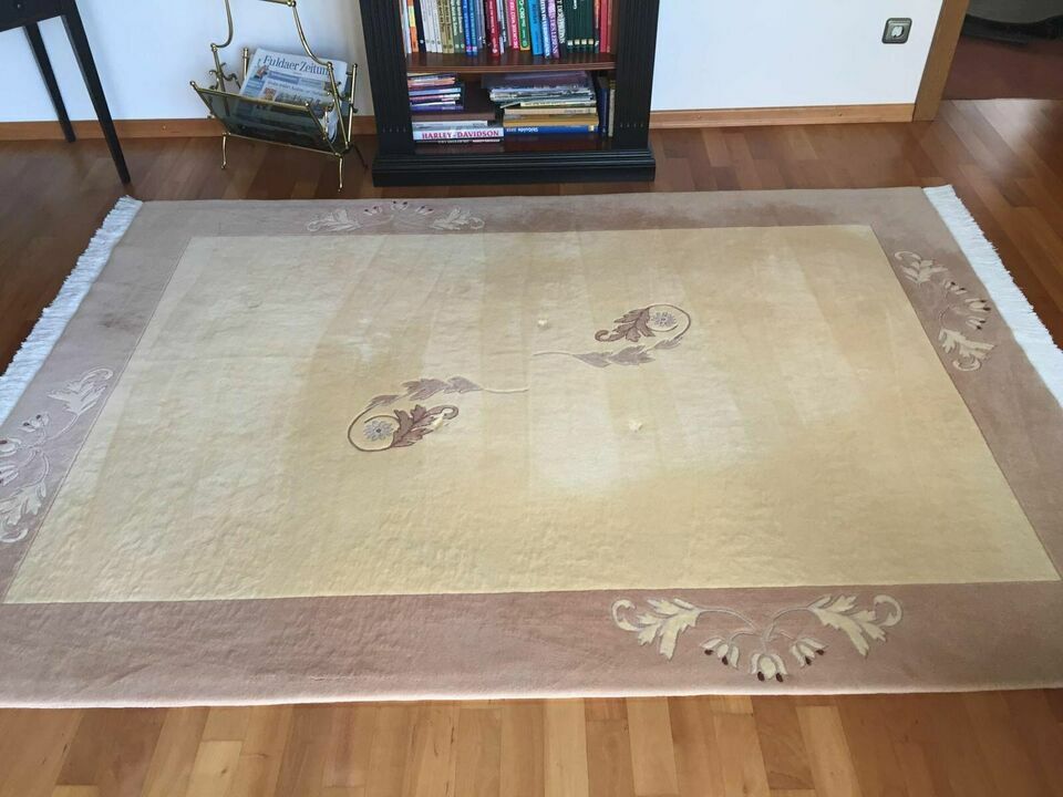 Nepal Provinc Tibet China Teppich Teppichboden ca. B1,70 /L 2,40m