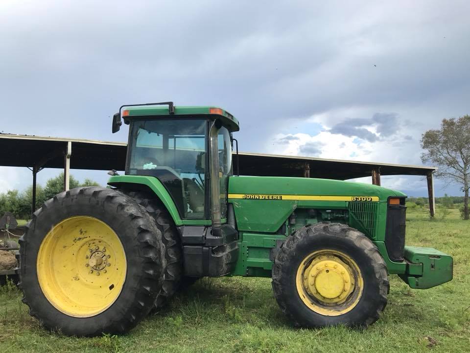 1997 John Deere 8300 200HP 4X4 Tractor, Cab A/C, 7.6 Liter Diesel