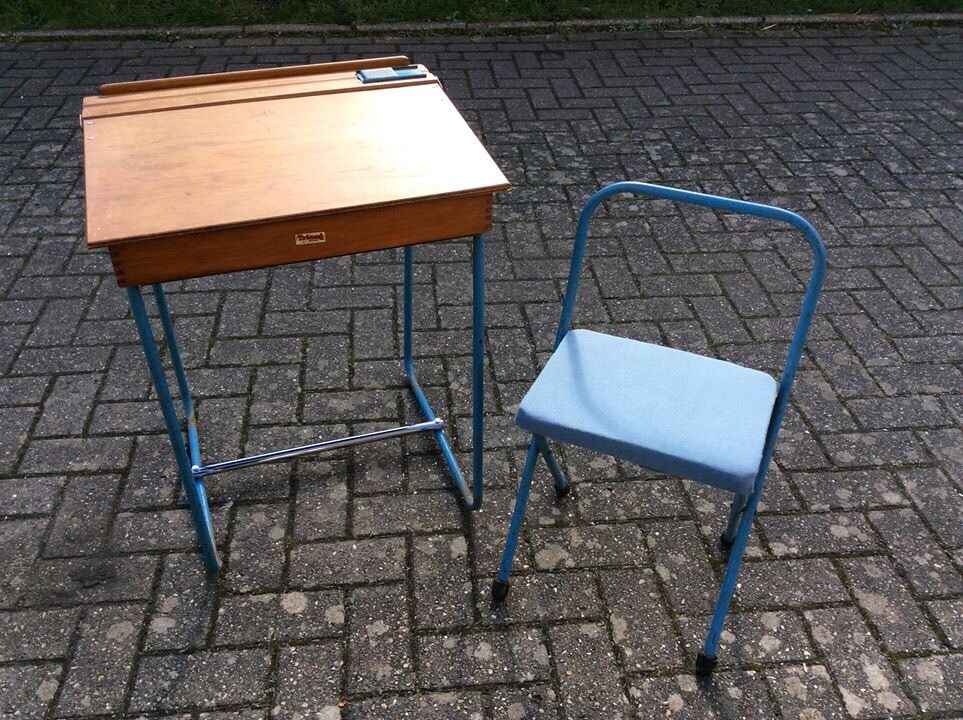 Vintage Circa 1970s Triang Child’s Desk and Chair in Poringland