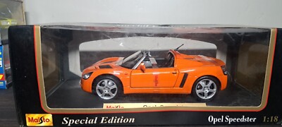 Maisto Special Edition 1/18 Diecast  Opel Speedster In Orange NIB