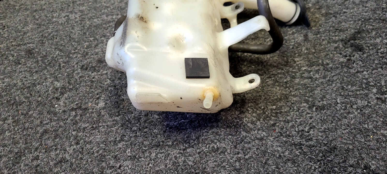 12 16 CBR1000RR CBR 1000 Coolant Overflow Bottle Tank Reservoir Line 2012 — photo 6 of 6