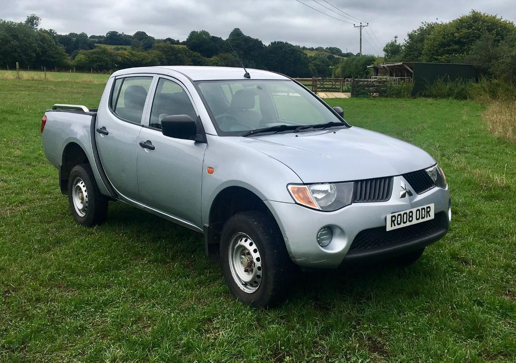 Mitsubishi l200 2008 года